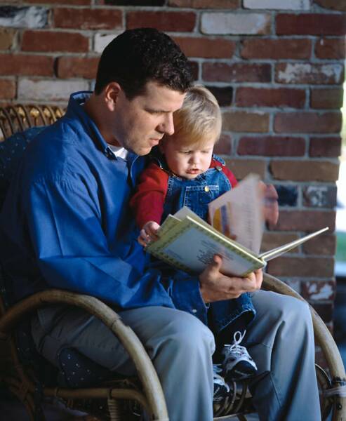 Dad''s early bonding with kid determines later academic success
